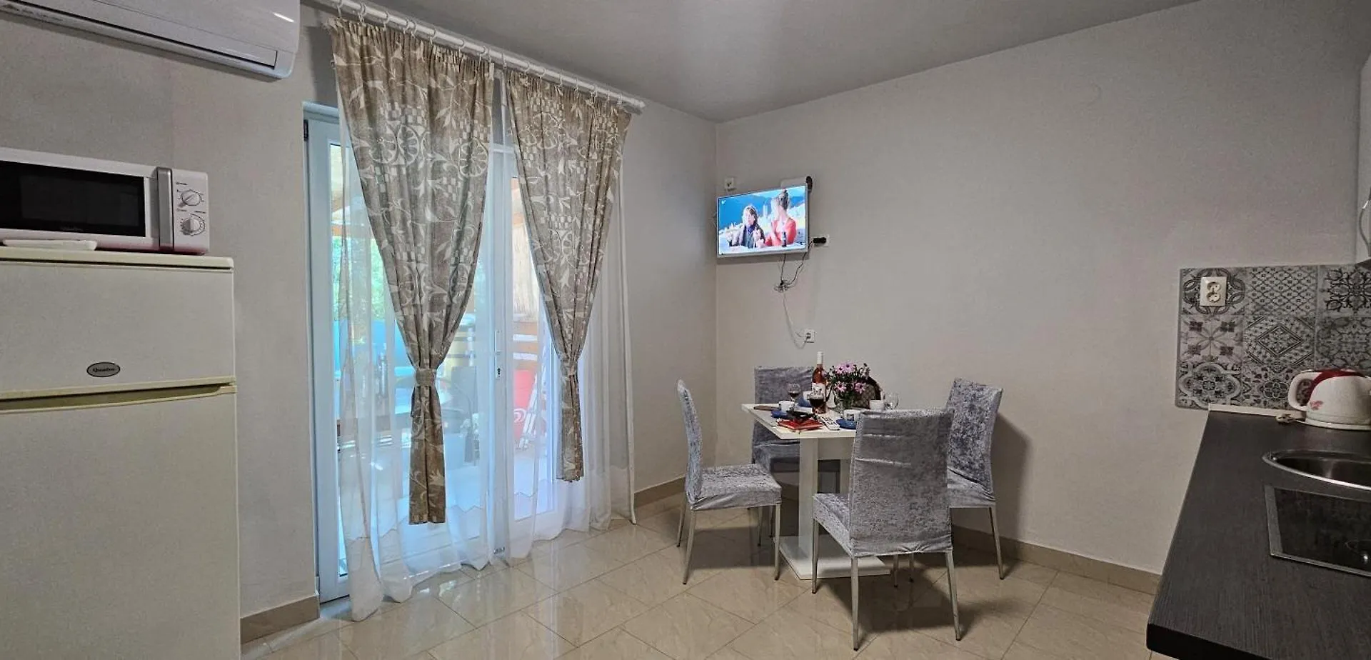 Bella Nina Apartments Silo  0*, Silo (Krk) Croatia